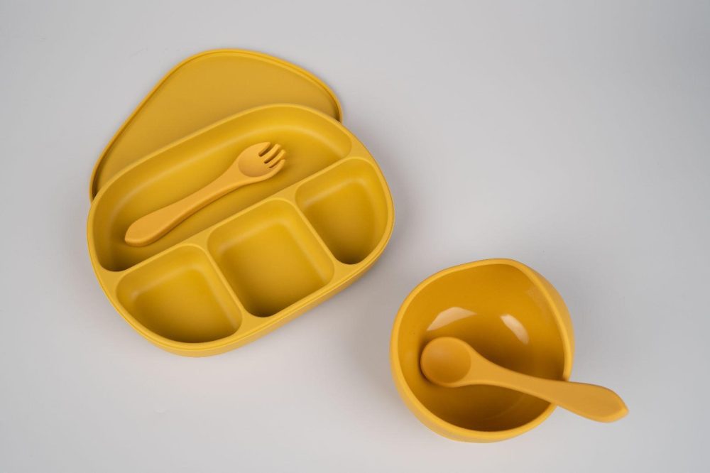 SET: Farfurie compartimentată cu capac anti-alunecare cu capac + bol oval + tacâmuri din silicon alimentar, fara BPA - imagine 2