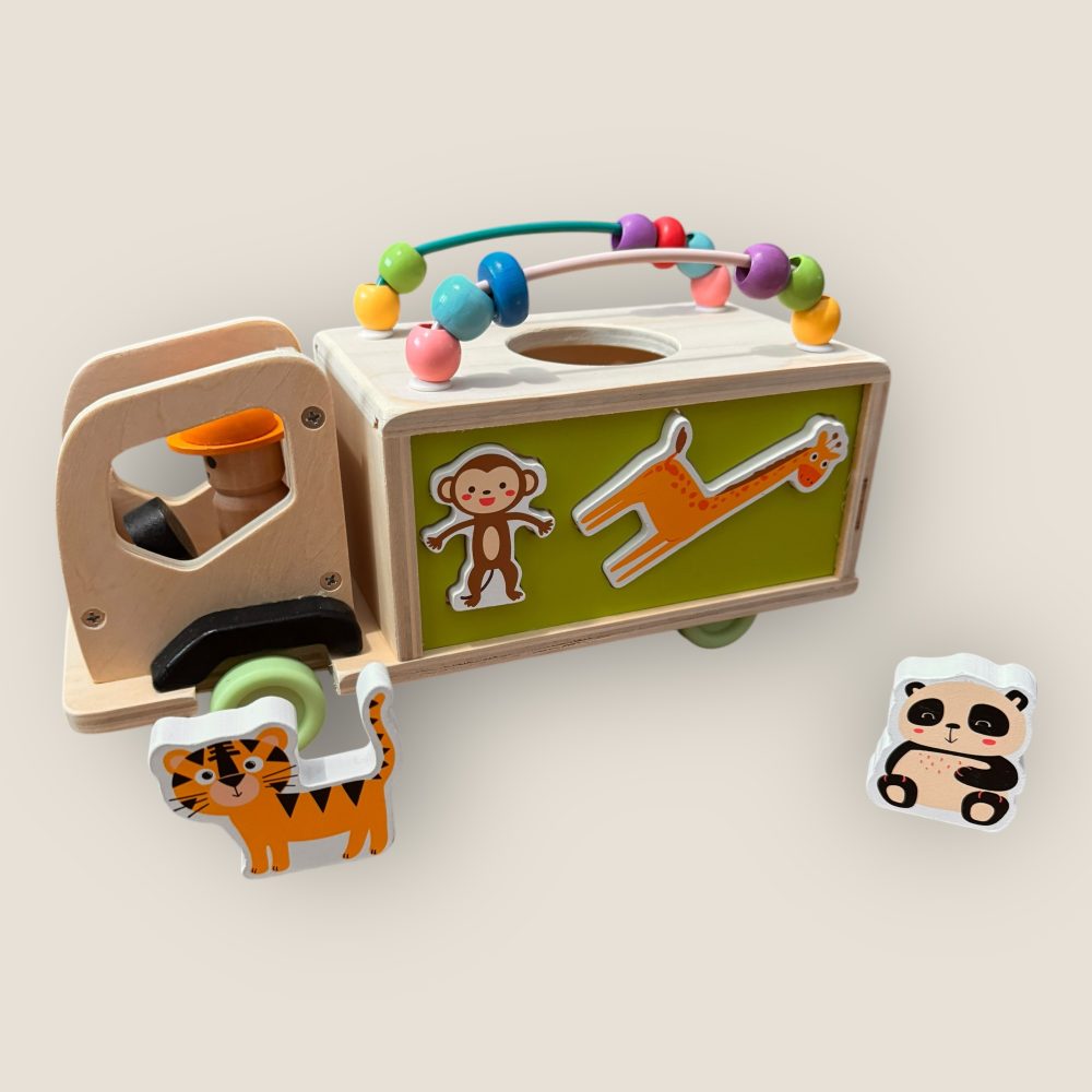Autobuz sortator 3 in 1 montessori, cu 4 forme si 1 omulet - imagine 2